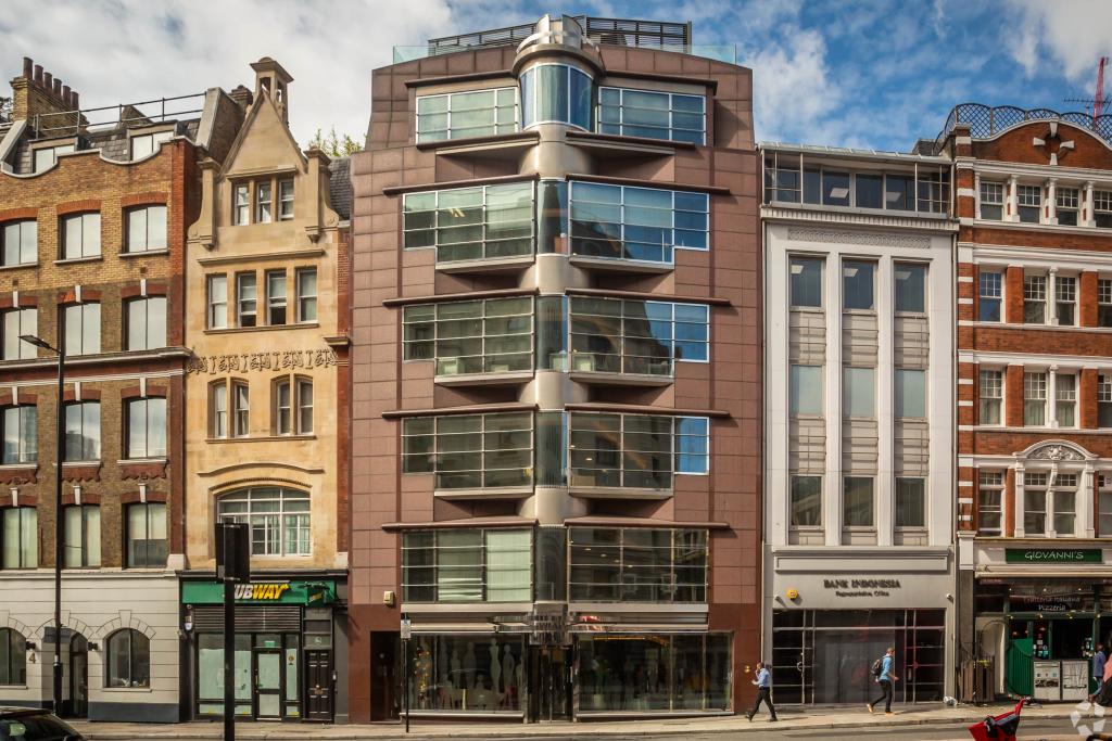 8 City Rd – Office Space To Let – 8,457 Sq ft – £55.00 - £65.00/FRI