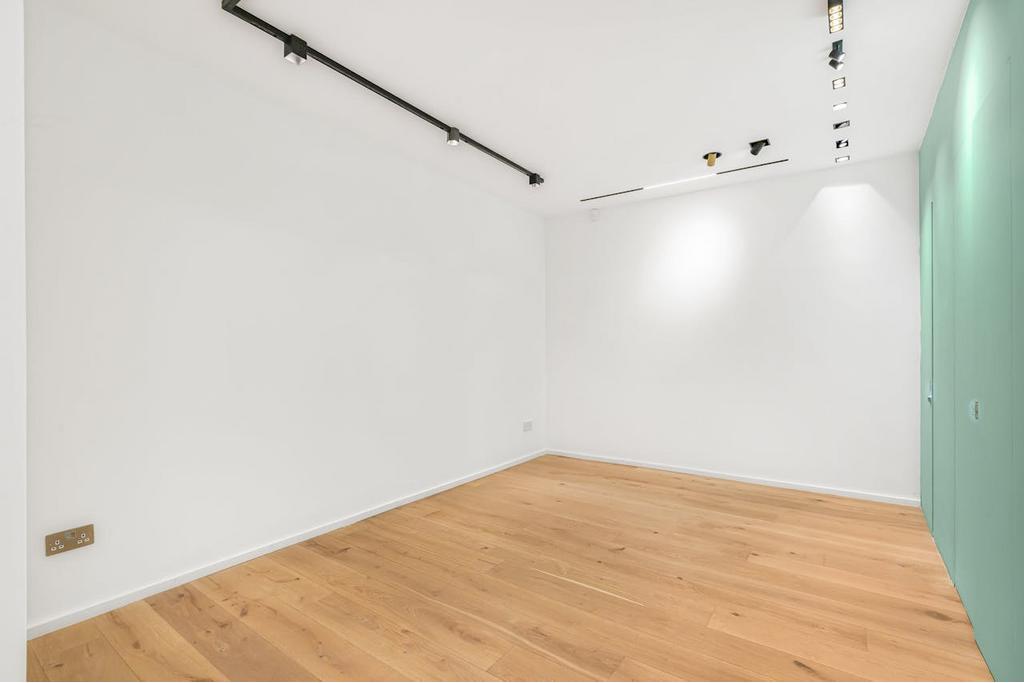 22-24 Batemans Row – Office Unit – 2,190 Sq ft – £34.25/Sq ft