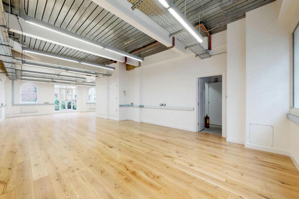 1-7 Bath Pl – Office Unit – 4,675 Sq ft – £35.08 - £45.00/Sq ft