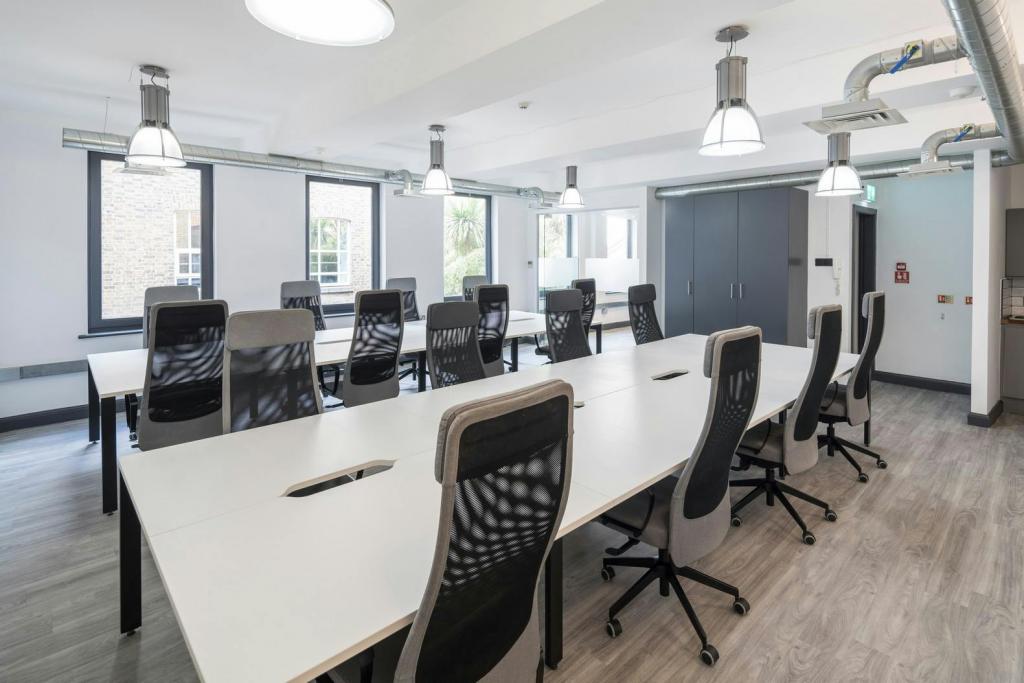 1-3A Chapel Pl – Clere House – 1,953 Sq ft – £45.00/Sq ft