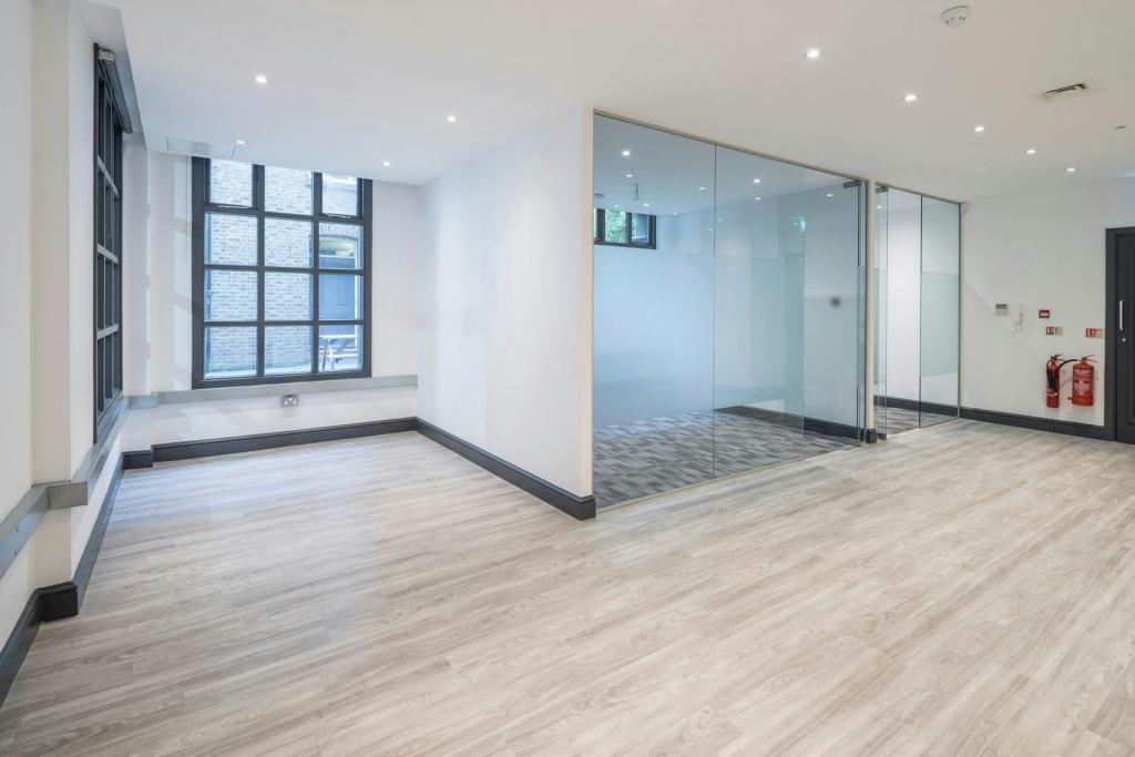 1-3A Chapel Pl – Clere House – 1,953 Sq ft – £45.00/Sq ft