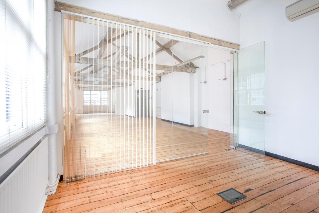 55-56 Charlotte Rd – Office Space – 1,312 Sq ft – £39.50/Sq ft