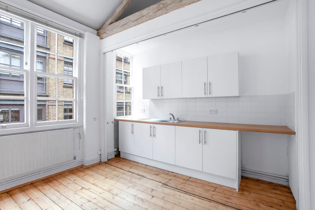 55-56 Charlotte Rd – Office Space – 1,312 Sq ft – £39.50/Sq ft