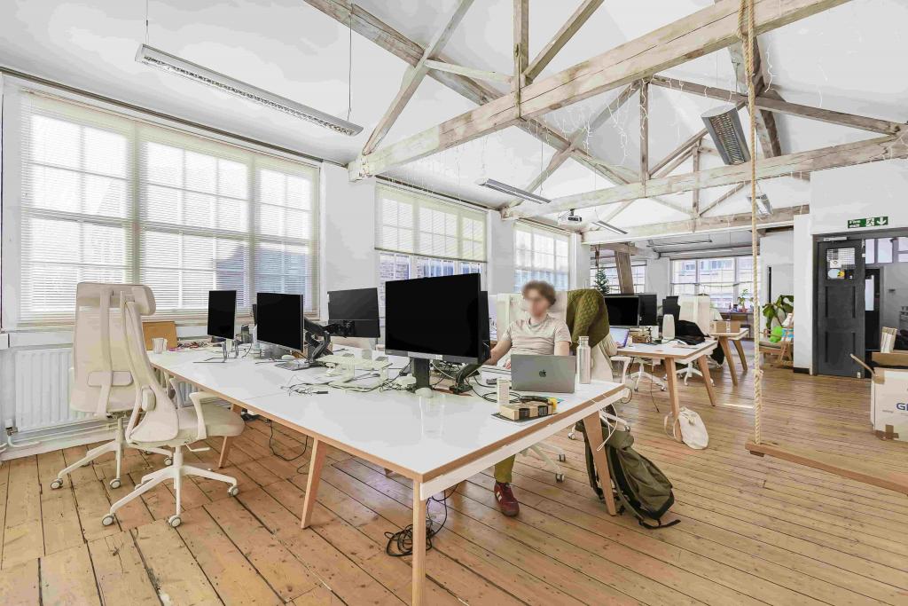 55-56 Charlotte Rd – Office Space – 1,312 Sq ft – £39.50/Sq ft