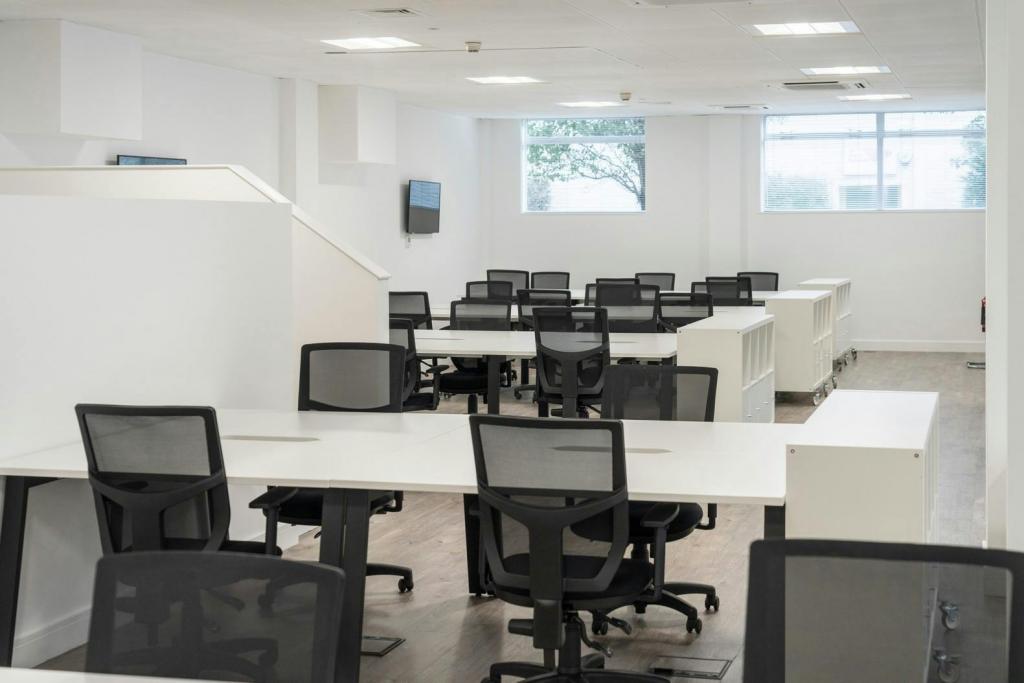 40 Clifton St – Office Space – 35,120 Sq ft – £35.00 - £45.00/Sq ft