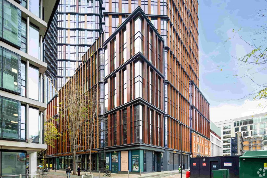 1 Crown Pl – Office Space – 174,164 Sq ft – £79.50/Sq ft