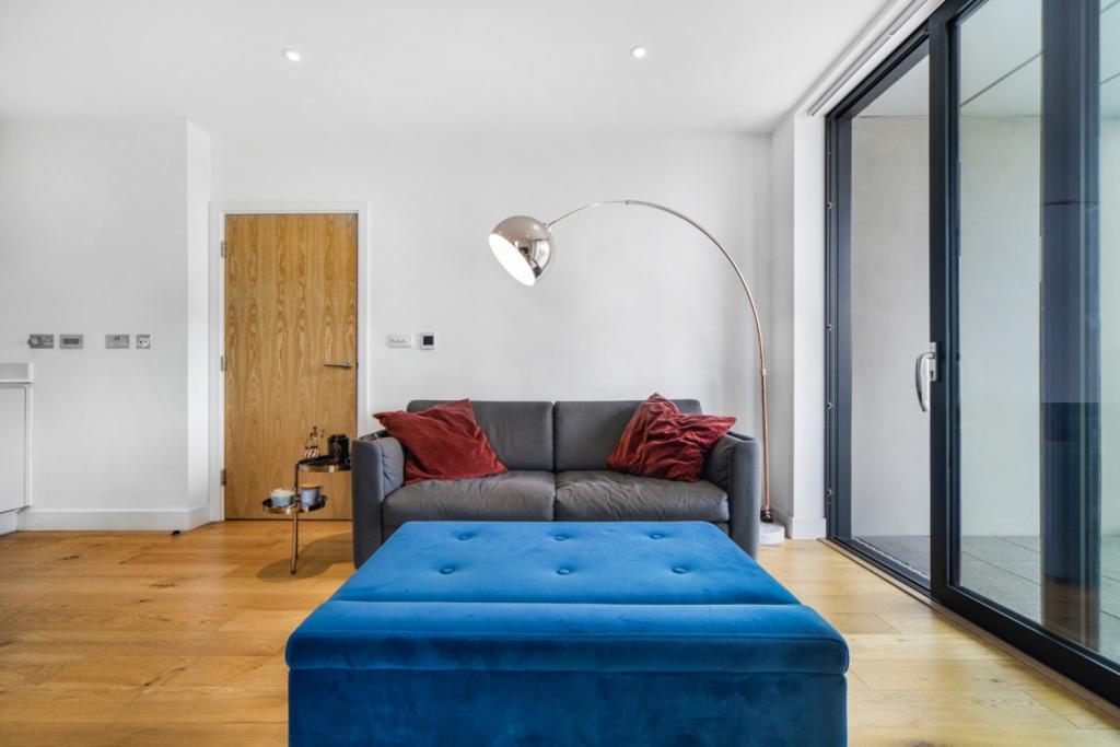 £325,000 – 1 Bedroom Apartment for Sale – 547 sq ft – Station Road, Lewisham, London,