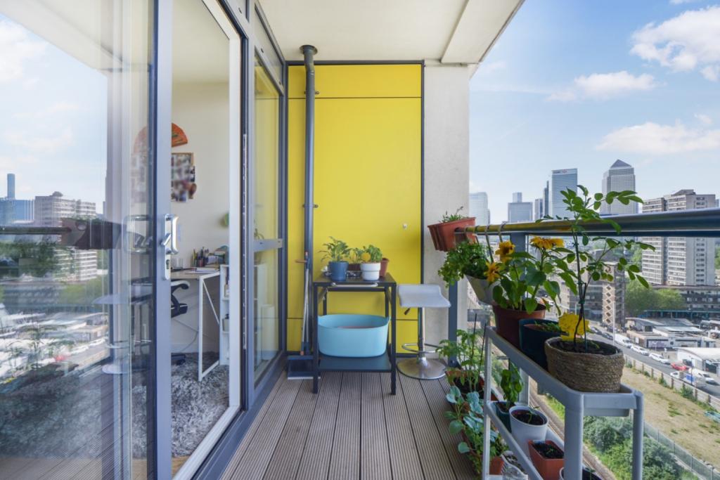 £340,000 Asking Price – One Bedroom Apartment for Sale – 517 sq ft – Panoramic Tower