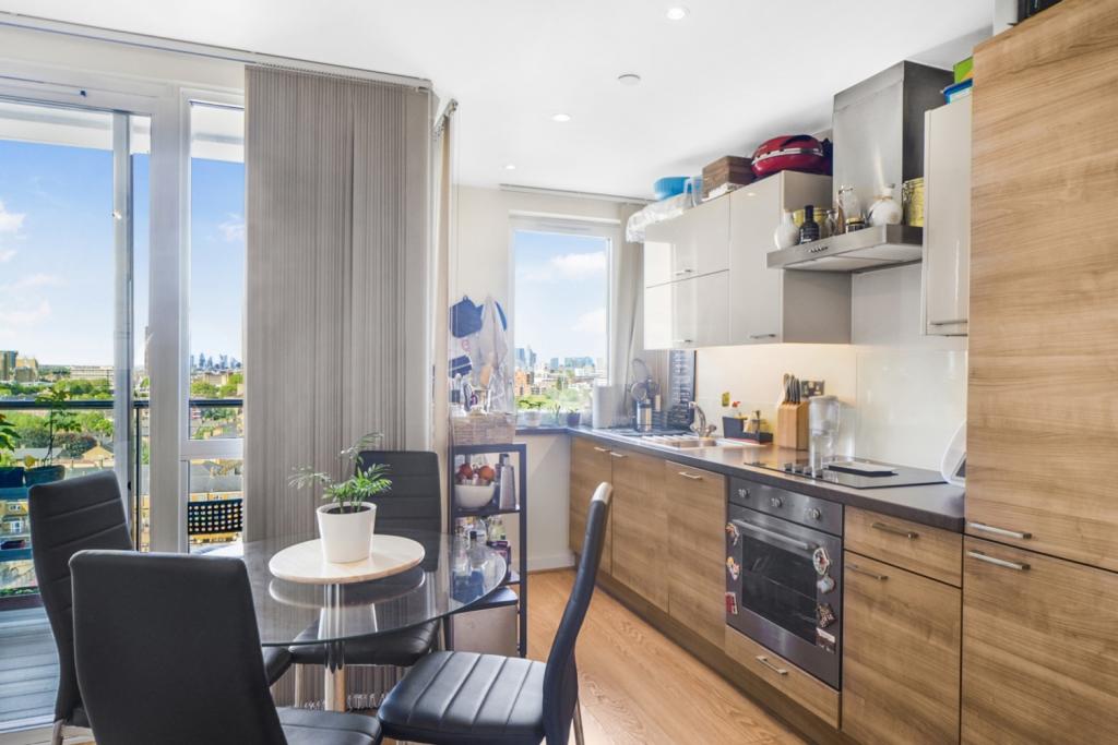 £340,000 Asking Price – One Bedroom Apartment for Sale – 517 sq ft – Panoramic Tower