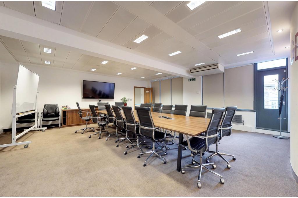 £40.00 - £47.50/Sq ft Asking Rent,5-8 Dysart St - Moorgate House.1,516 sq ft Office Space for Lease