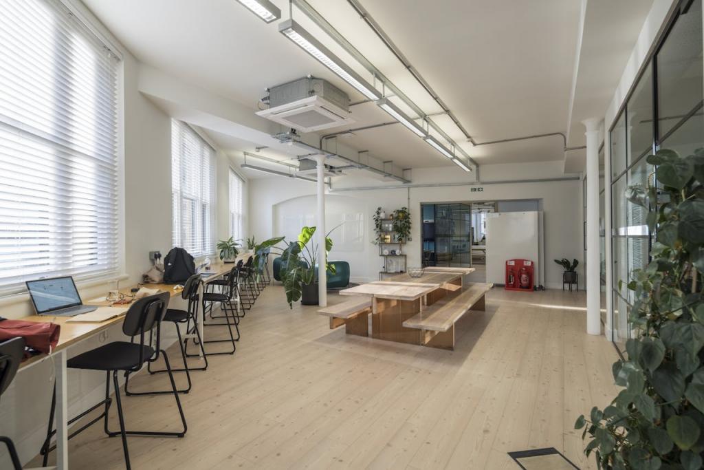 £29.50/Sq ft – Leonard Circ – Victoria House – 3,300 sq ft Office Space for Lease