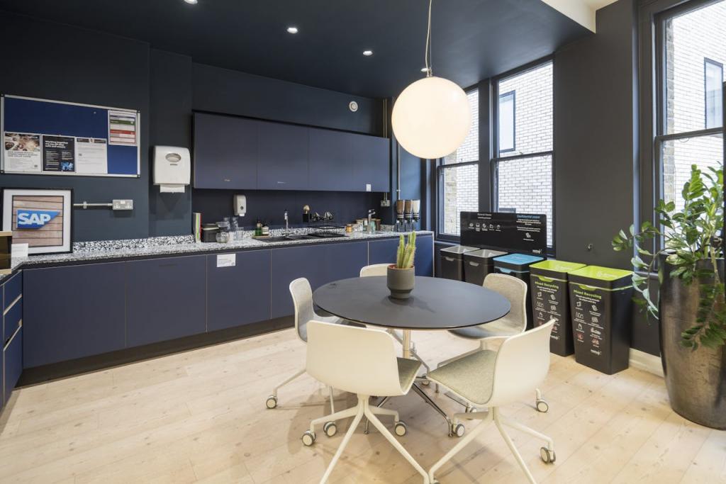 £29.50/Sq ft – Leonard Circ – Victoria House – 3,300 sq ft Office Space for Lease