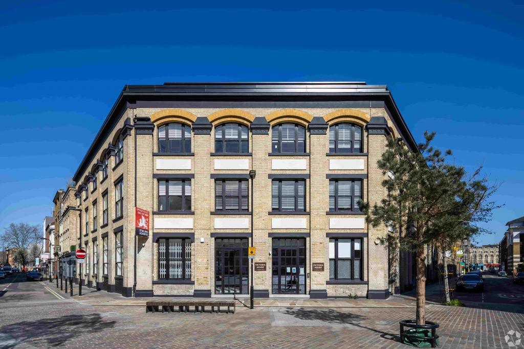 £29.50/Sq ft – Leonard Circ – Victoria House – 3,300 sq ft Office Space for Lease