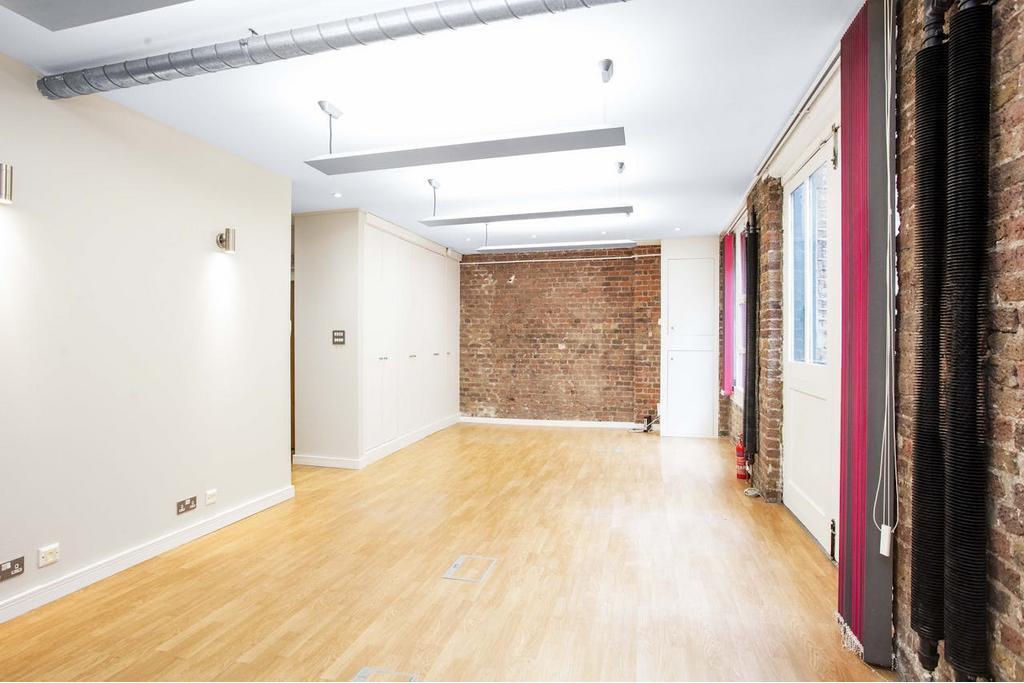 £45.00/Sq ft – 1-3 Luke St – Office Unit – 1,050 sq ft Available