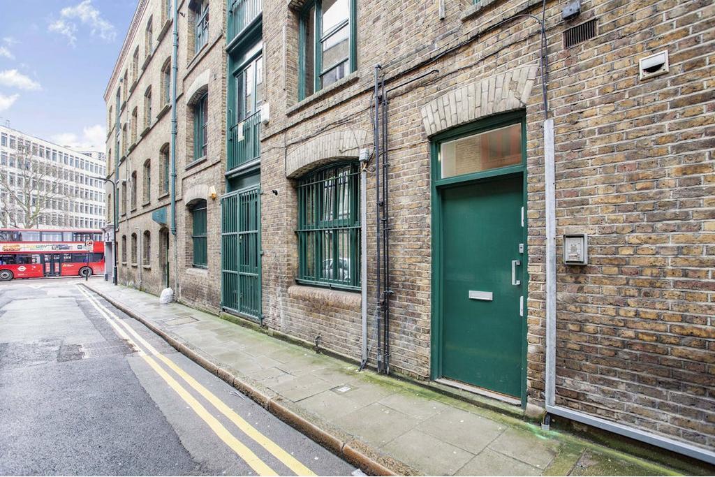£45.00/Sq ft – 1-3 Luke St – Office Unit – 1,050 sq ft Available