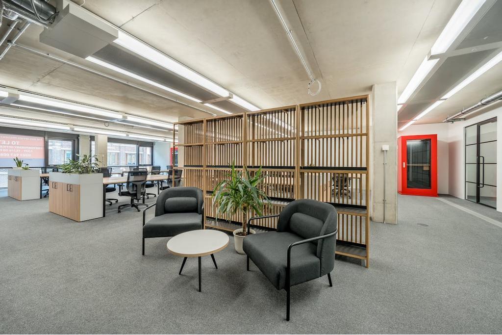 £57.50/Sq ft – 4-6 New Inn Broadway – The Box Office – 5,058 sq ft Available