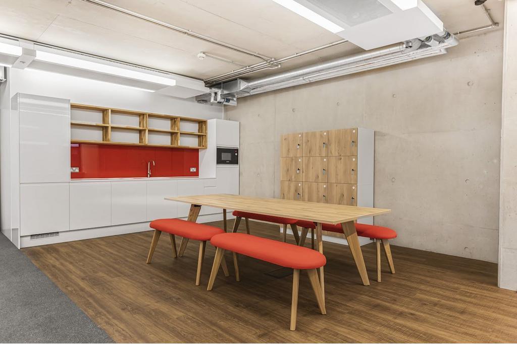 £57.50/Sq ft – 4-6 New Inn Broadway – The Box Office – 5,058 sq ft Available