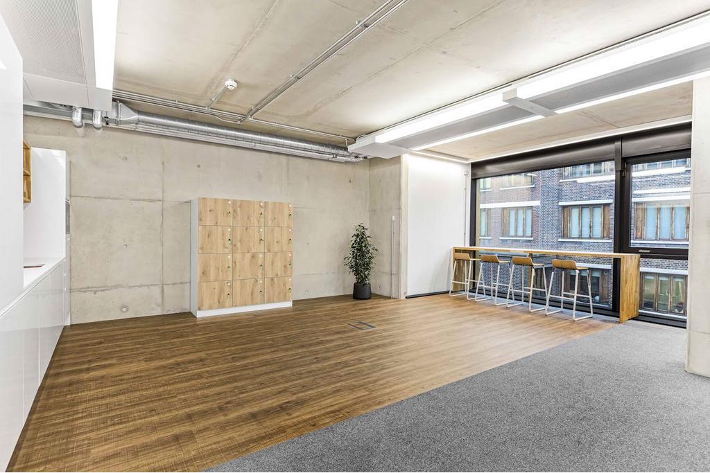 £57.50/Sq ft – 4-6 New Inn Broadway – The Box Office – 5,058 sq ft Available