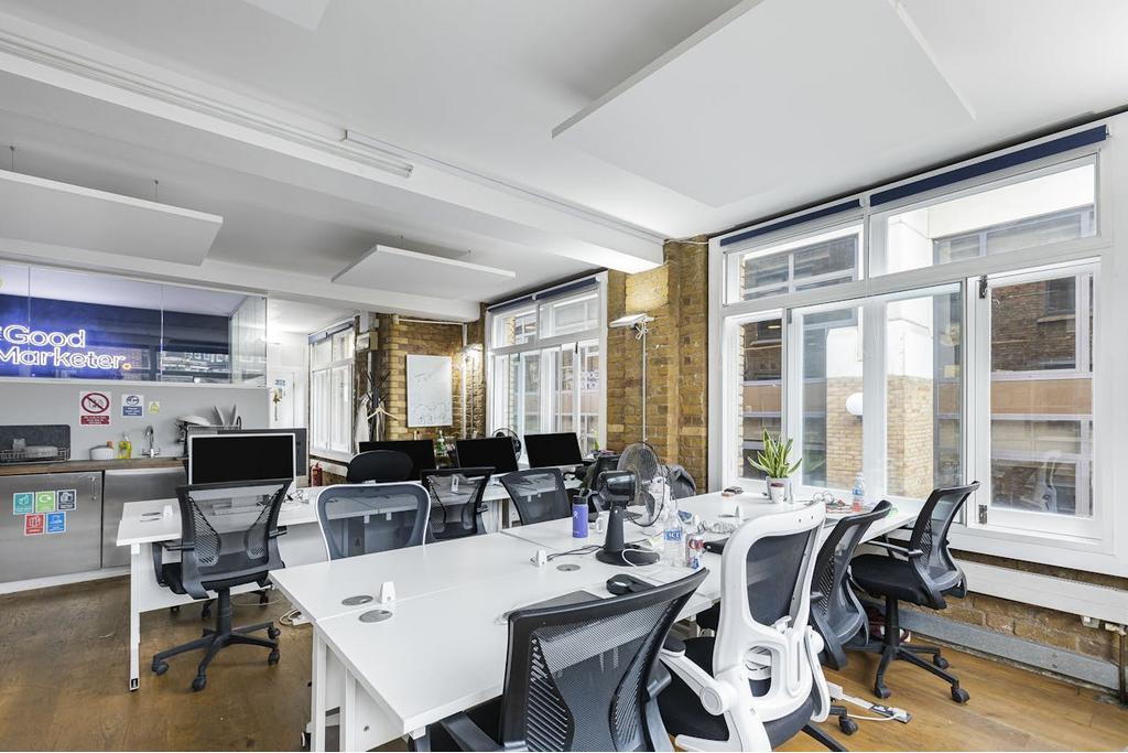 £47.50/Sq ft – 78A Luke St – 580 sq ft Available