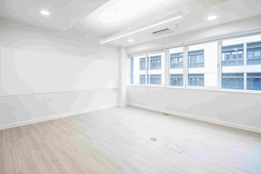 £37.50 - £49.50/Sq ft – 11-21 Paul St – 3,112 sq ft Available