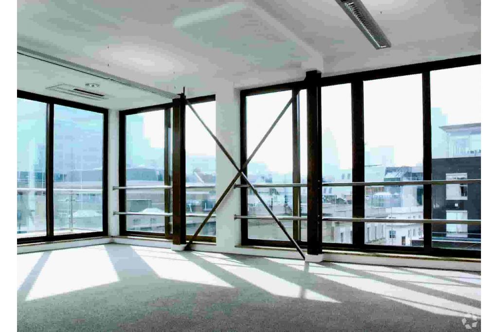 £37.50 - £49.50/Sq ft – 11-21 Paul St – 3,112 sq ft Available