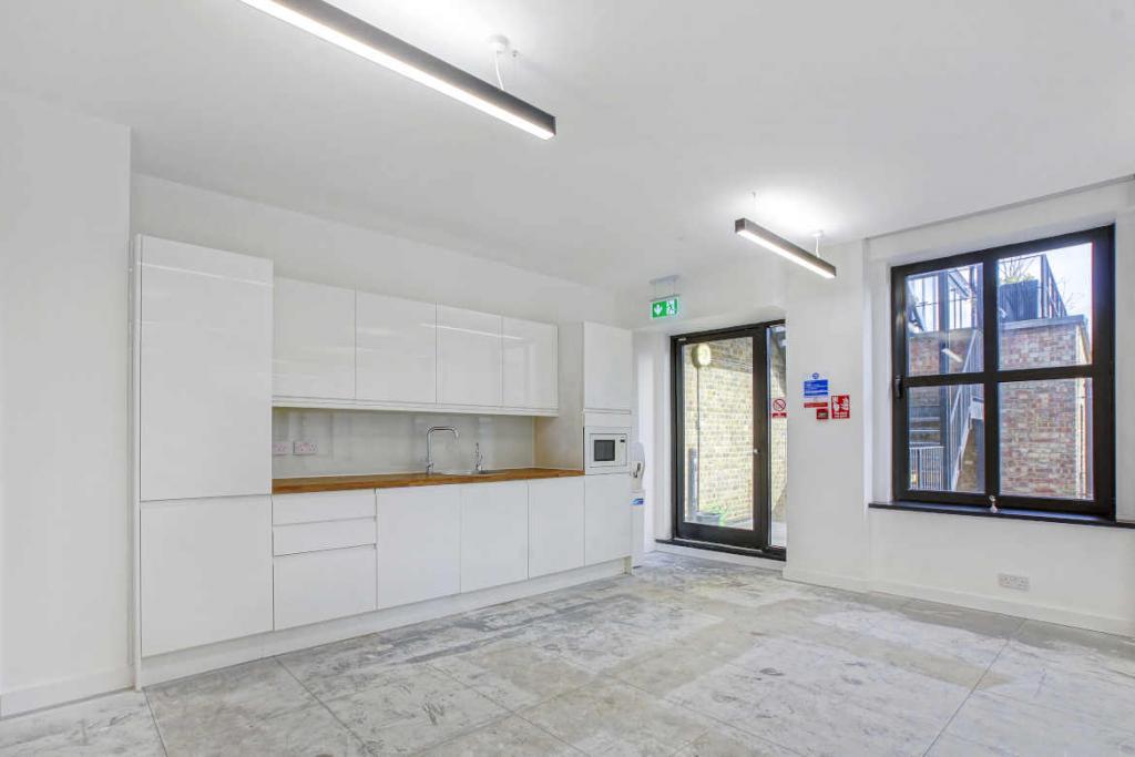 £39.50 - £58.50/Sq ft – 44-48 Paul St – 1,786 sq ft Available