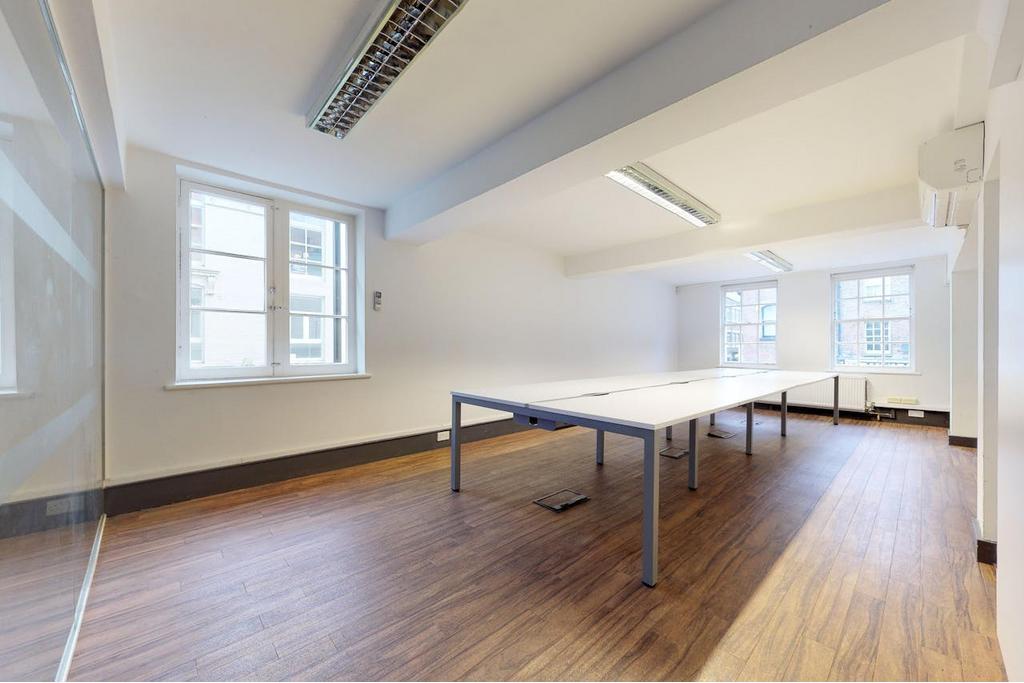 £39.50/Sq ft – 65 Rivington St – 1,020 sq ft Available