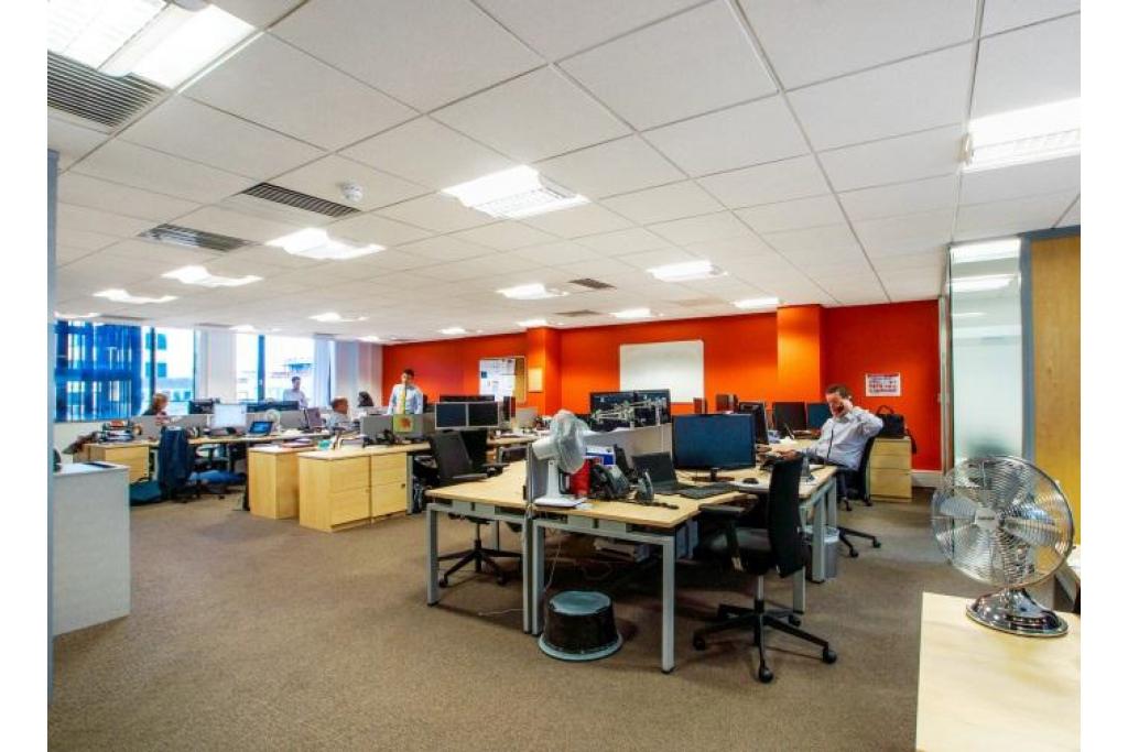 31-41 Worship St – Office Space for Lease – 4,085 sq ft – Shoreditch, London EC2A