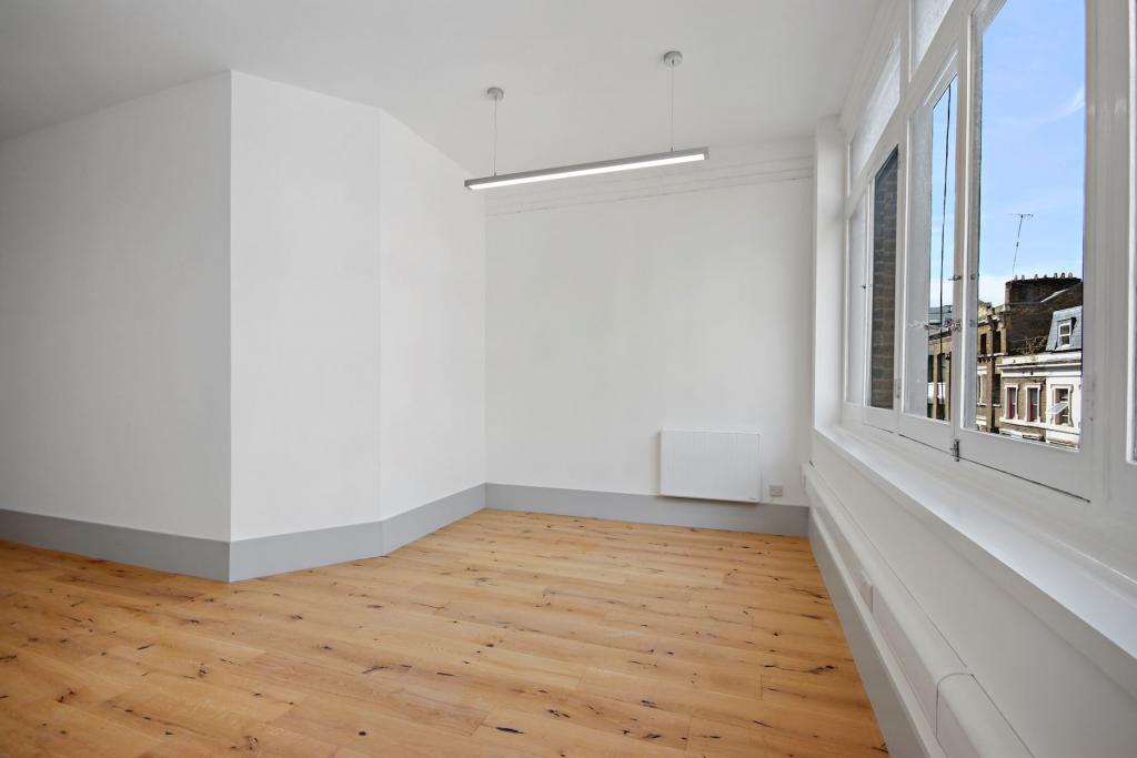 94 Leonard St – Office Space for Lease – 1,201 sq ft – Shoreditch, London EC2A