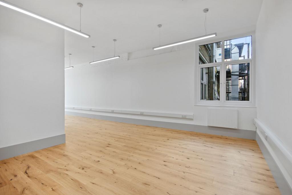 94 Leonard St – Office Space for Lease – 1,201 sq ft – Shoreditch, London EC2A