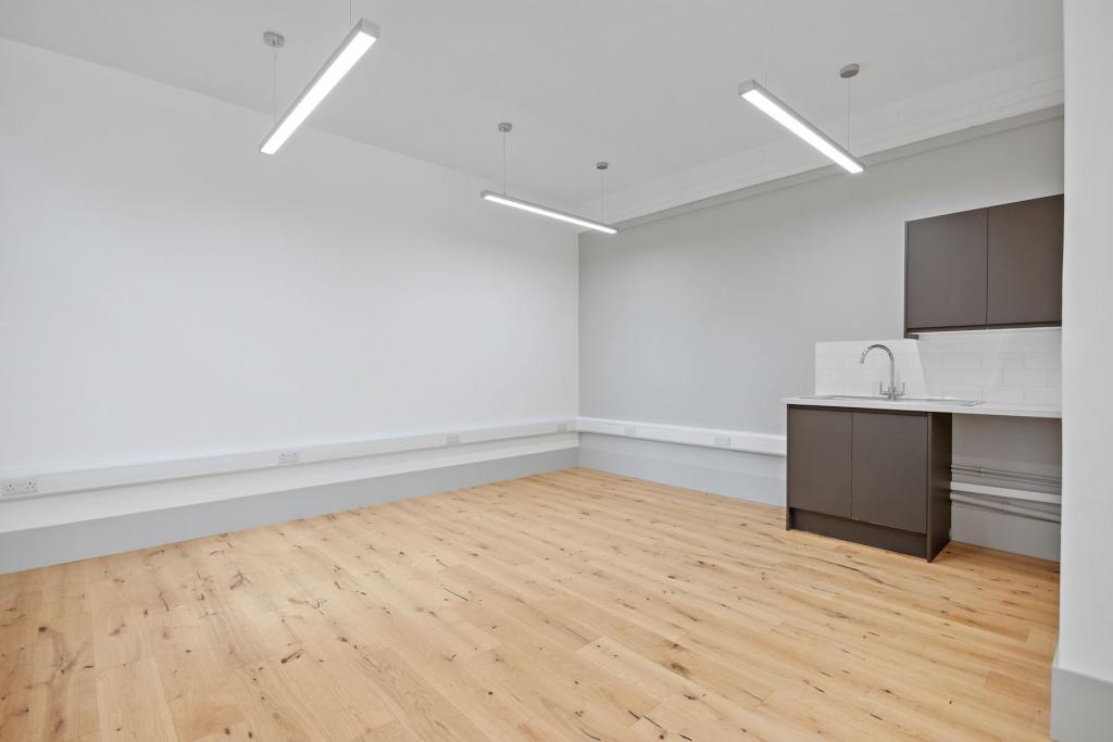 94 Leonard St – Office Space for Lease – 1,201 sq ft – Shoreditch, London EC2A