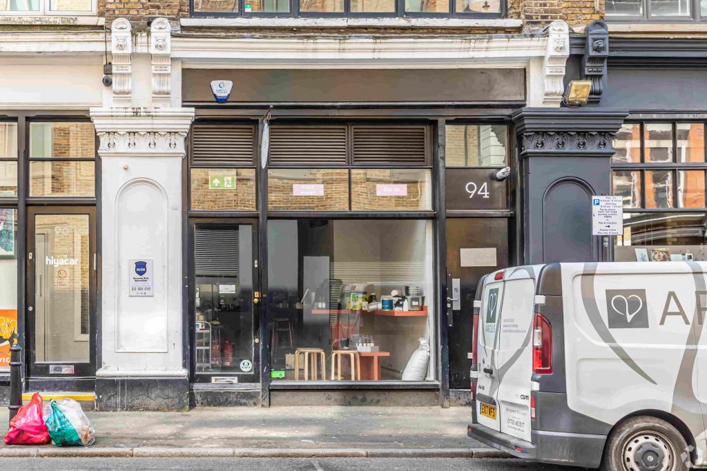 94 Leonard St – Office Space for Lease – 1,201 sq ft – Shoreditch, London EC2A