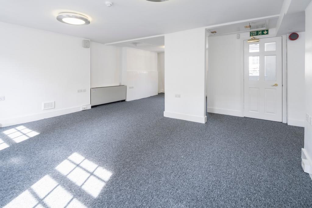 15-17 Christopher St – Office Space for Lease – Farringdon, London EC2A