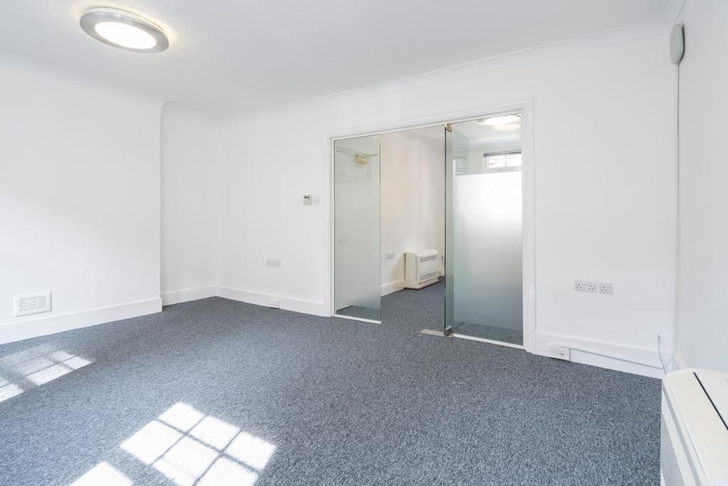 15-17 Christopher St – Office Space for Lease – Farringdon, London EC2A