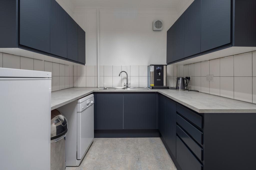 15-17 Christopher St – Office Space for Lease – Farringdon, London EC2A