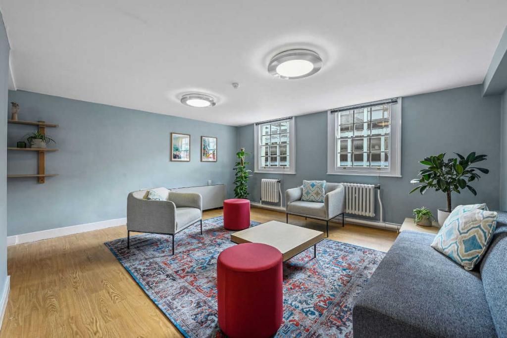 15-17 Christopher St – Office Space for Lease – Farringdon, London EC2A