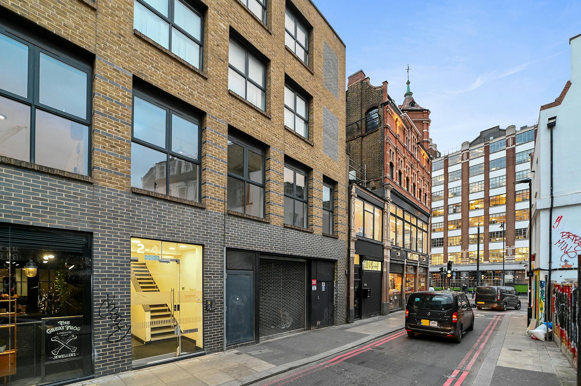 Holywell Ln – Mixed-Use Retail/Office Space for Lease – Shoreditch, London