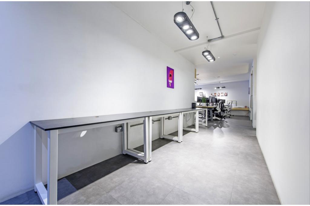 Holywell Ln – Mixed-Use Retail/Office Space for Lease – Shoreditch, London