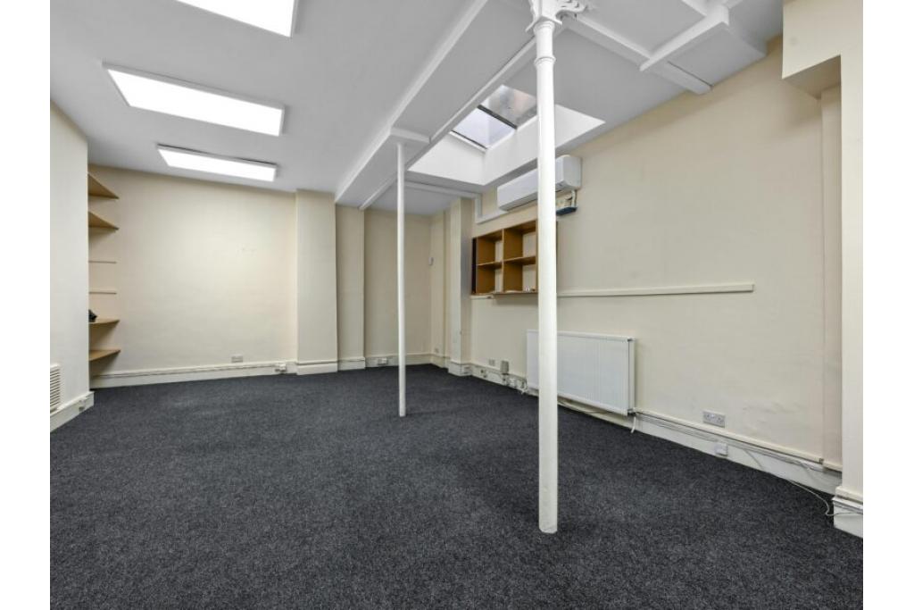 17 Holywell Row – Self-Contained Office Building for Lease – Shoreditch, London