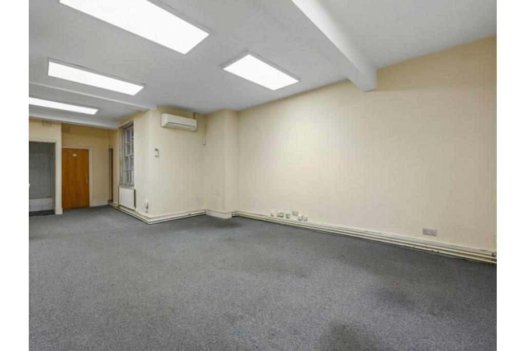 17 Holywell Row – Self-Contained Office Building for Lease – Shoreditch, London