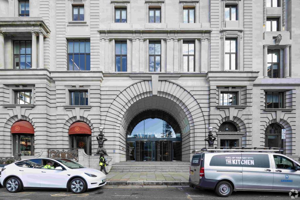 14-18 Finsbury Sq–Alphabeta Building–Office Space for Lease – City Core North, London