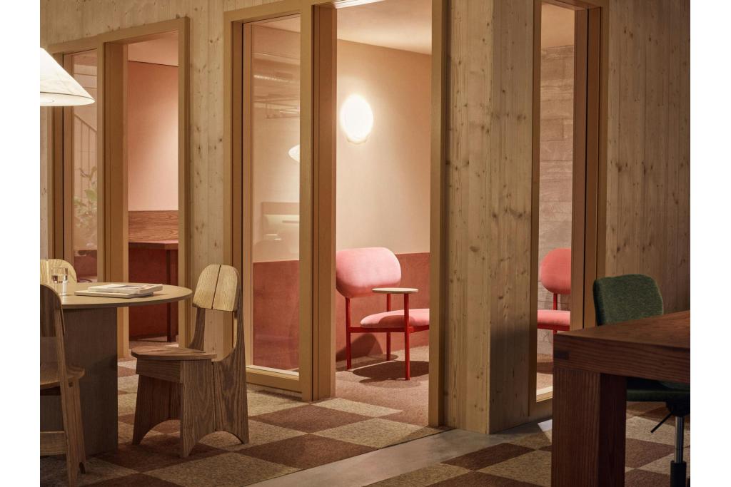 74 Rivington St – Black & White – Office for Lease – City Fringe Submarket, London