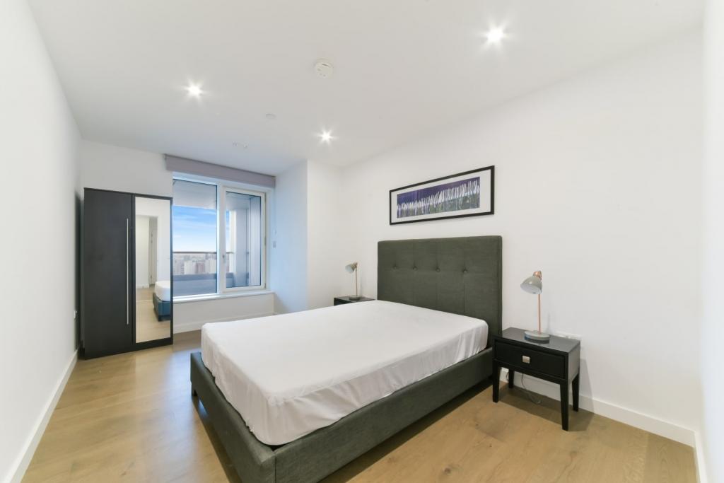 £1,350,000 Guide Price –3 Bedroom Apartment for Sale in Elephant Park,Elephant and Castle