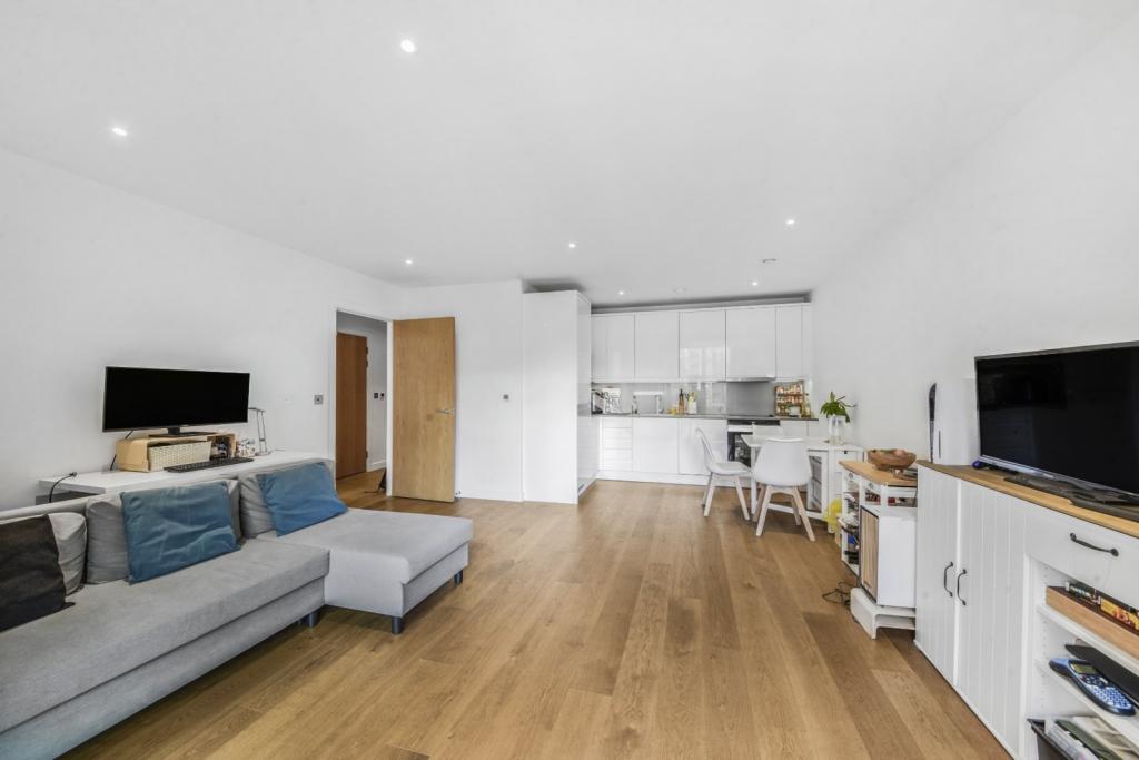 £345,000 Asking Price – 1 Bedroom Apartment for Sale in Reverence House, Colindale Gardens,