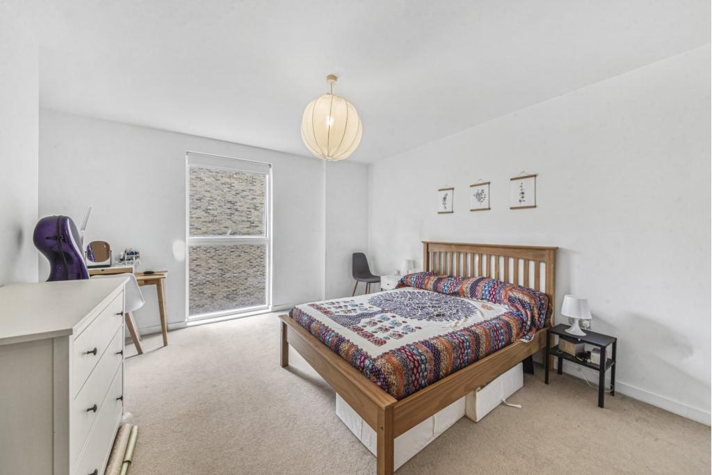 £345,000 Asking Price – 1 Bedroom Apartment for Sale in Reverence House, Colindale Gardens,