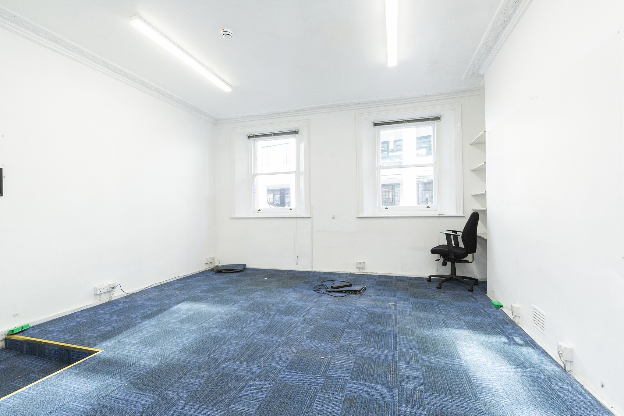 228 Bishopsgate – Retail Shopfront and Office Space for Lease – 1,911 sq ft – City of London,