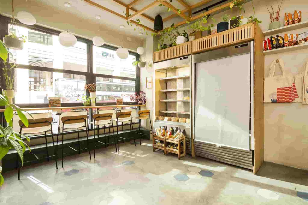 228 Bishopsgate – Retail Shopfront and Office Space for Lease – 1,911 sq ft – City of London,