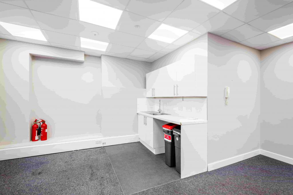 232-238 Bishopsgate – Retail/Office Space for Lease – 7,990 sq ft – City of London