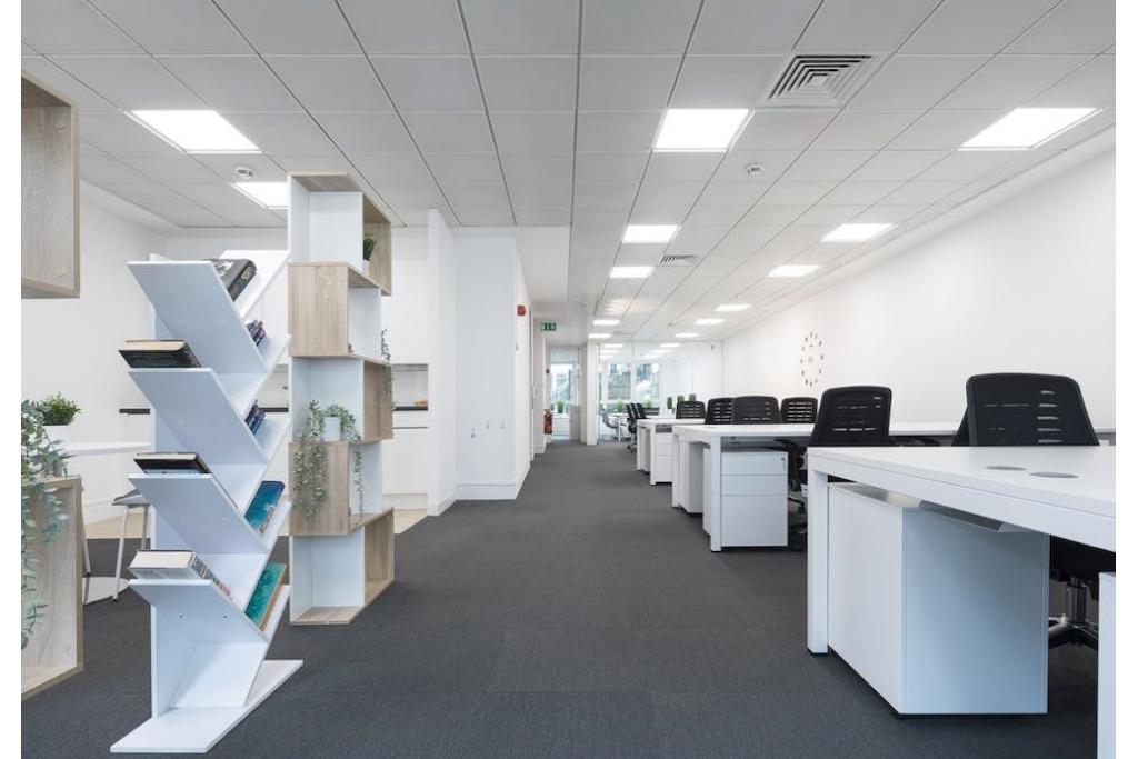 43 London Wall – Office Space for Lease – 7,328 sq ft – City Core North, London