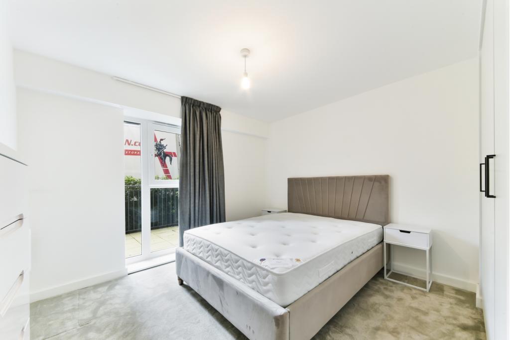 Beaufort Square – 1 Bedroom Apartment for Sale – £350,000 Guide Price – Colindale, London